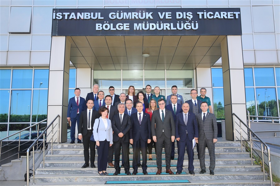 Bakanlığımız İç Kontrol Çalışmaları Kapsamında İstanbul Gümrük ve Dış Ticaret Bölge Müdürlüğünde Çalışma Ziyareti Gerçekleştirildi